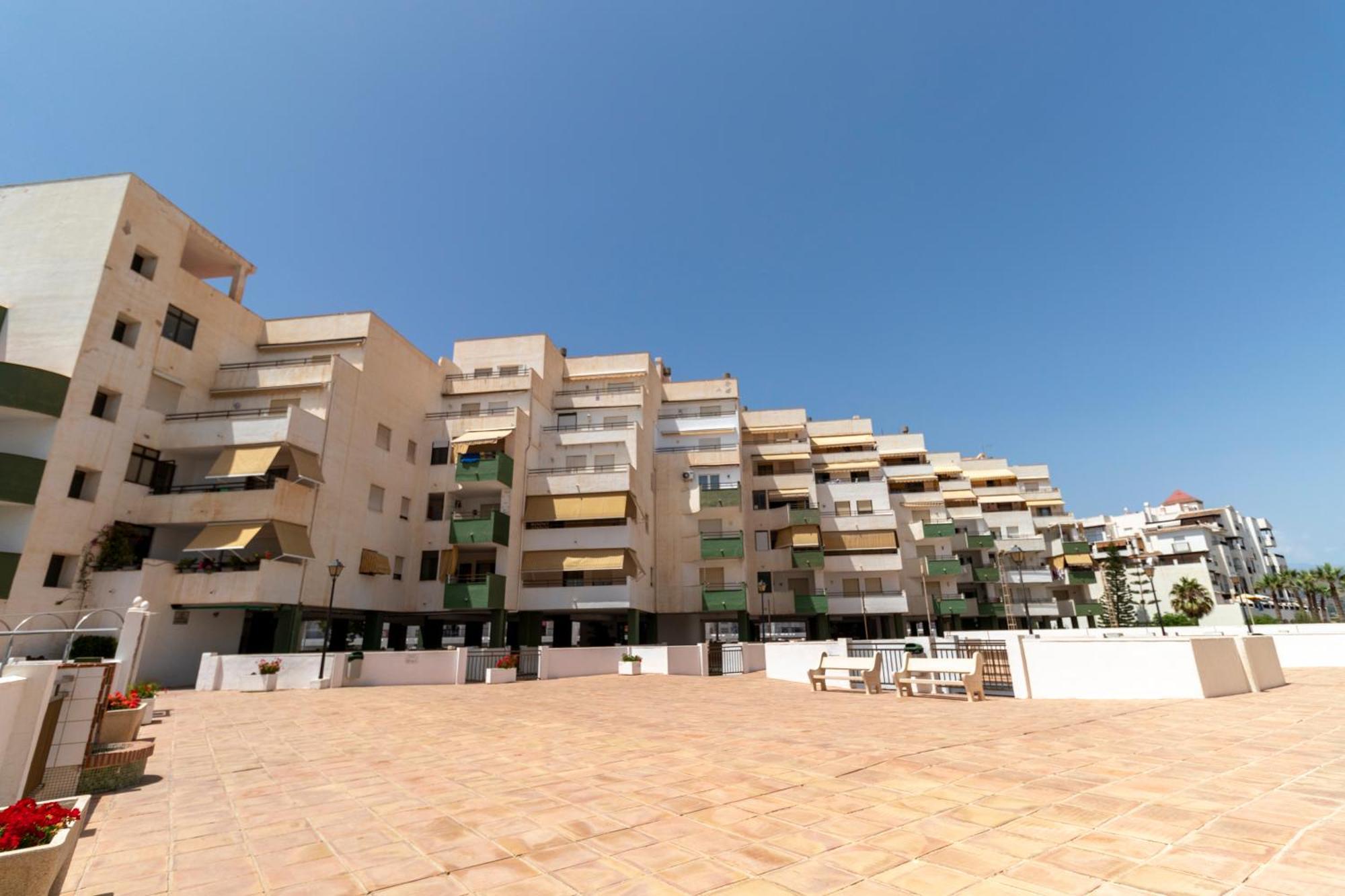 Rentitspain Moderno Apartamento Calaverde Frente Al Mar サロブレーニャ エクステリア 写真